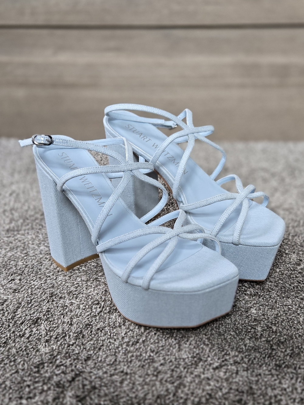 Stuart Weitzman Brlyther Light Blue Strappy Platform Sandals NEW size 9.5